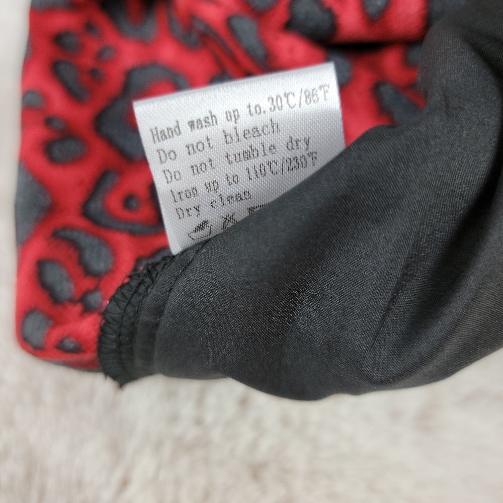 Leopard Print Ruffle Top - Picture 9 of 11